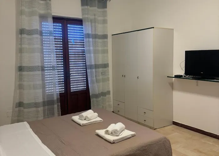 Nettuno * Le Castella (Calabria)